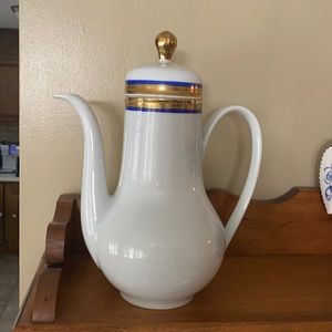 Gorgeous Vohenstrauss Seltmann pitcher